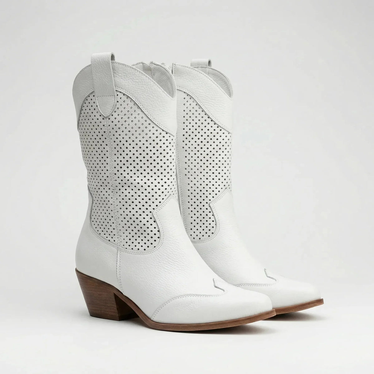 Women's Suede Western Cowboy Boots Embroidered Mid-Calf Block Heel Round Toe Pull-On