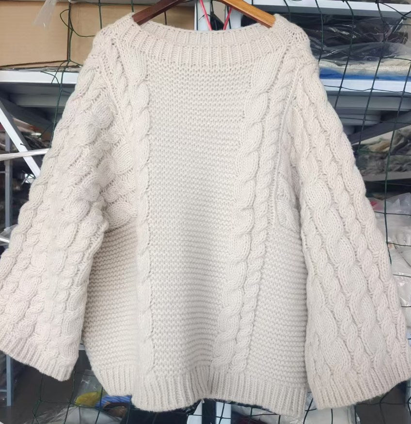 Women's Chunky Cable Knit Sweater Crewneck Oversized Hand-Knit Textured