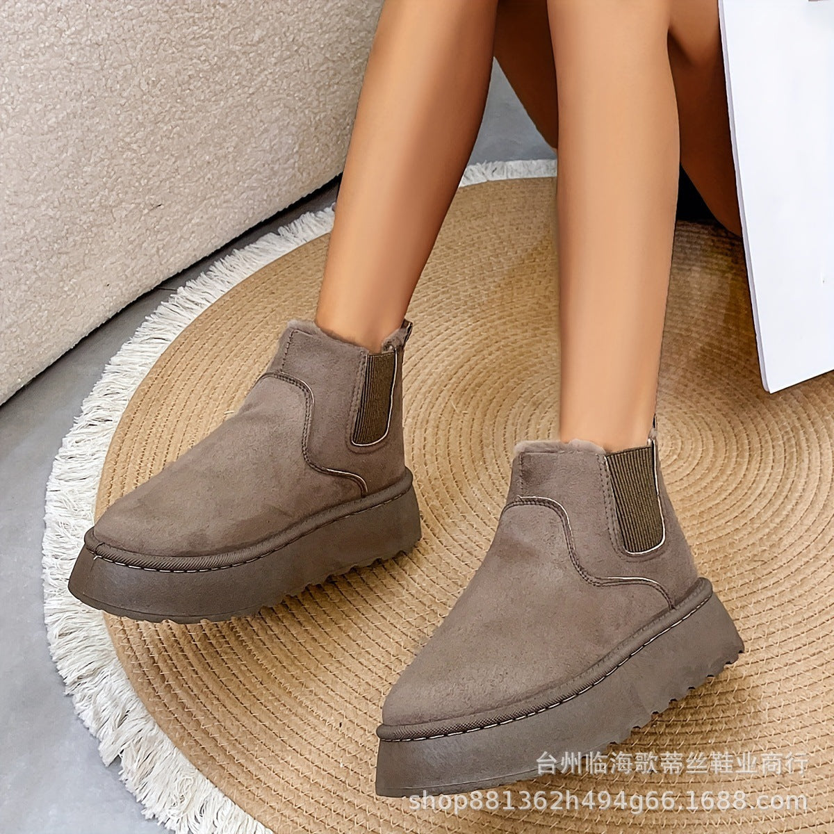 Women's Suede Chelsea Winter Booties Faux-Fur-Lined Elastic-Gore Platform