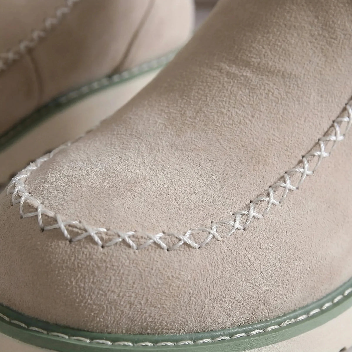 Women's Suede Ankle Boots Faux Fur Lined Slip-On Platform Round Toe Winter Booties