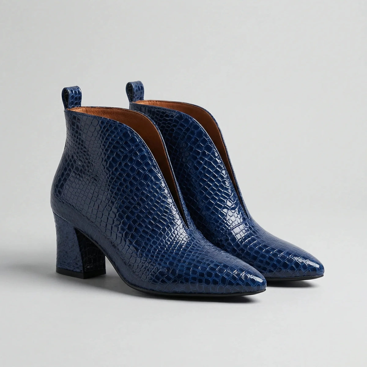 Women's Croc Leather Ankle Boots V-Cut Block Heel Pointed-Toe