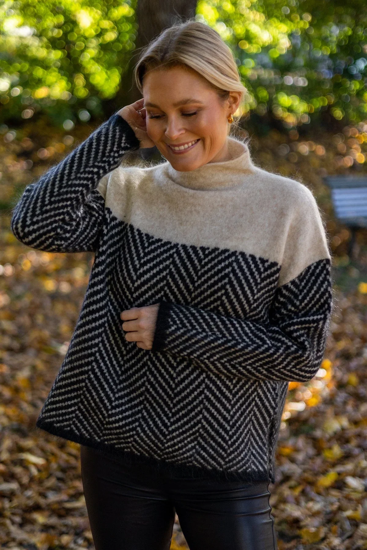 Women's Herringbone Turtleneck Sweater Colorblock Chunky Oversized Funnel-Neck
