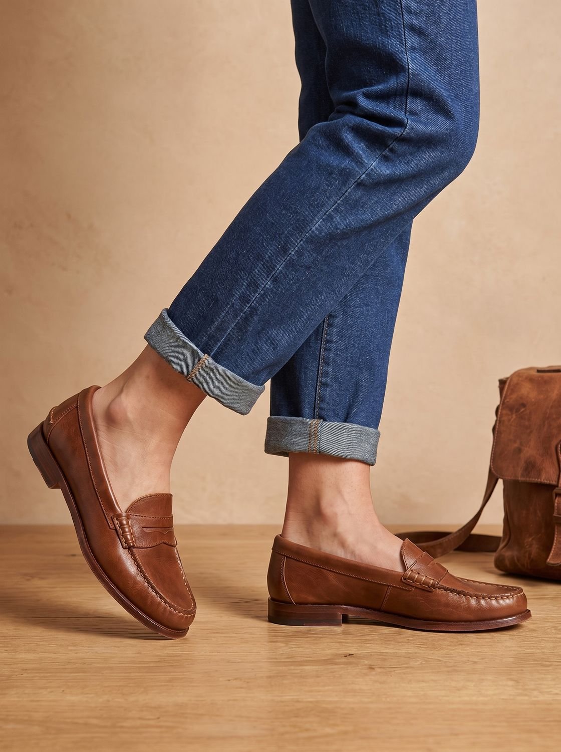 Women's Leather Penny Loafers Moccasin Stitch Slip-On Low-Heel Classic