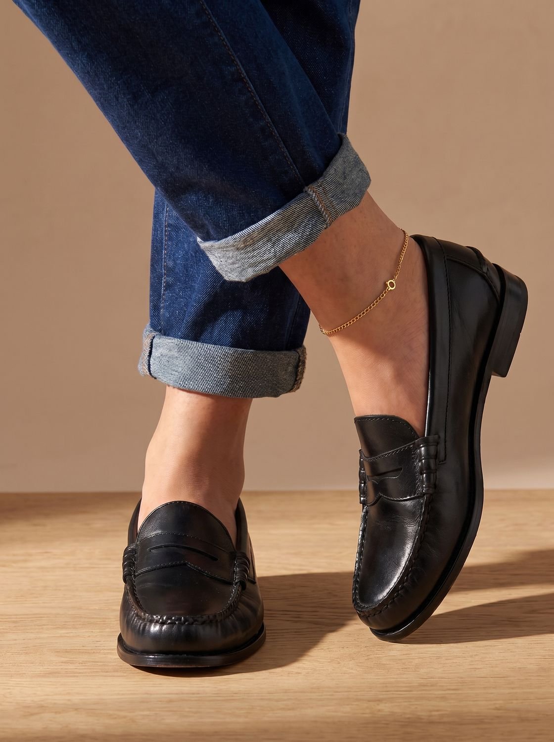 Women's Leather Penny Loafers Moccasin Stitch Slip-On Low-Heel Classic