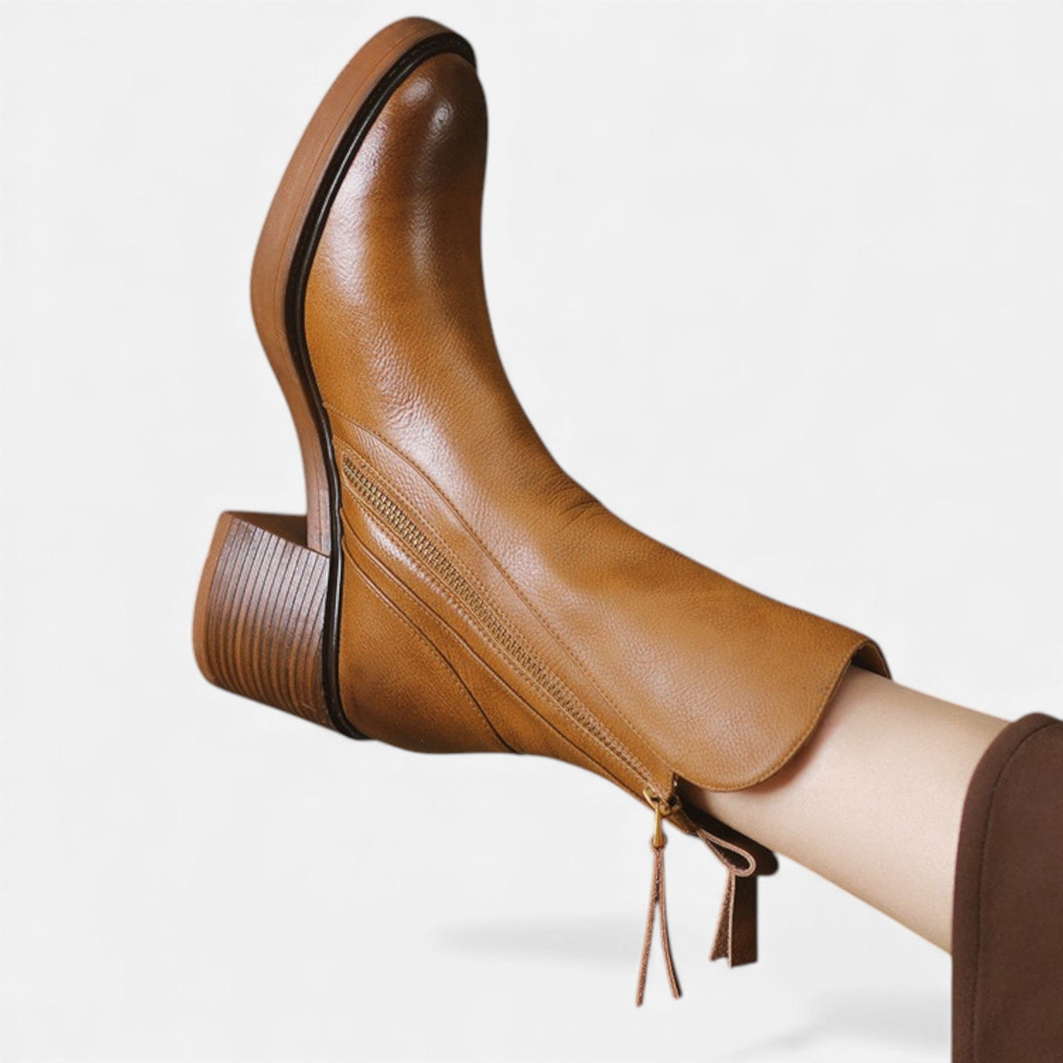 Women's Leather Ankle Boots Side-Zip Block-Heel Round-Toe Classic