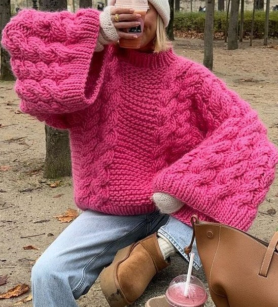 Women's Chunky Cable Knit Sweater Crewneck Oversized Hand-Knit Textured